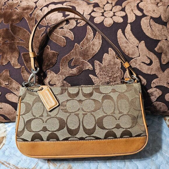 Coach Handbags - 2004 Vintage y2k Coach Demi Shoulder Bag in Signature Monogram Purse